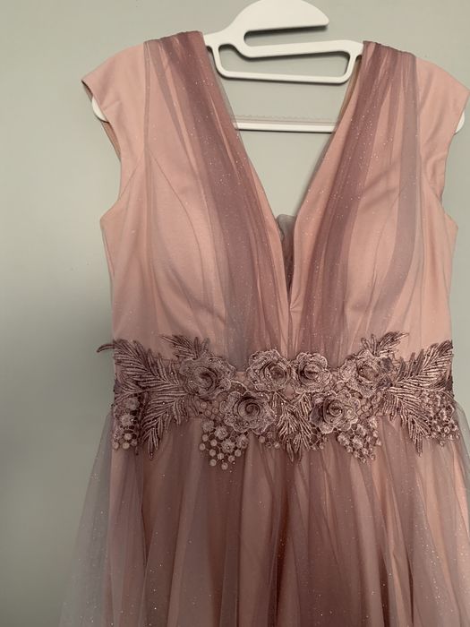 Rochie eleganta roz scurta