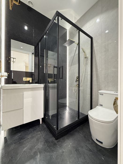 Чилонзорда 6 хонали кириб яшийдиган тайёр ховли сотилади!