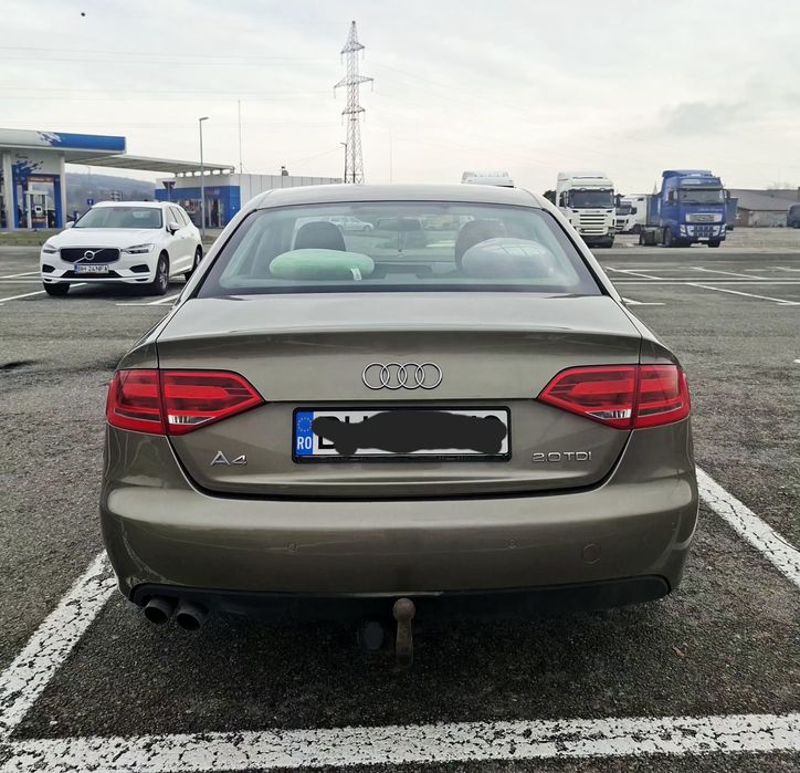 Audi A4  2.0 tdi