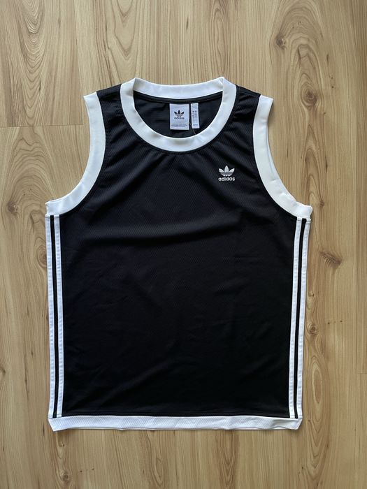 ADIDAS / мъжки спортен потник L
