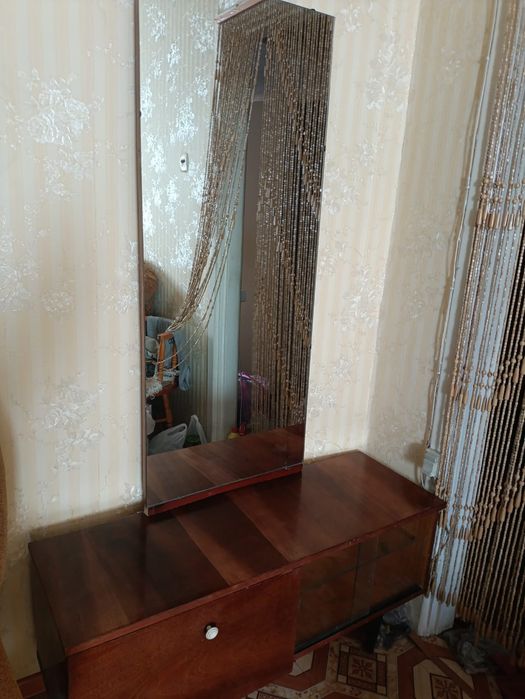 Трюмо советское, размер зеркала 50*120