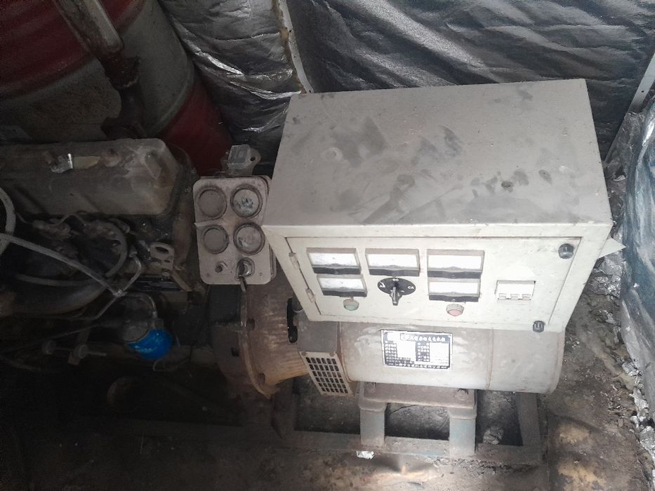 Продам дизельный генератор