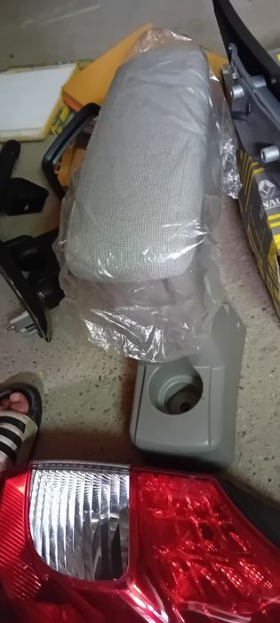Vând  tot ce se vede Piese de Dacia și Renault