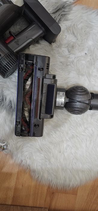 Прахосмукачки dyson dc45 и dyson sv10