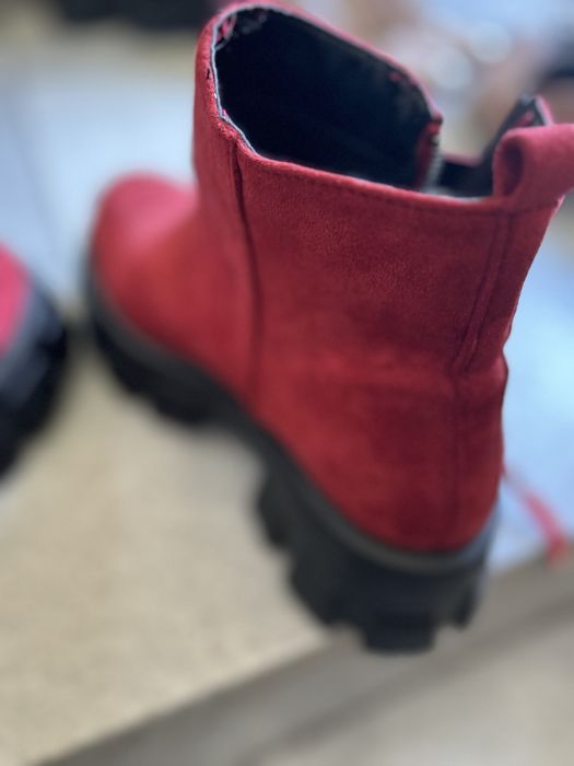 Дамски обувки нови