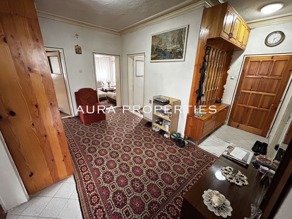 Продава се Многостаен апартамент в Разград, Център - 128 кв.м за 1156 €/кв.м - Снимка #6