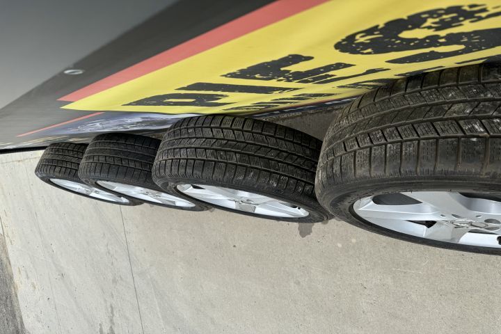 Jante cu anvelope 255/50/R19 Pirelli Scorpions  8.5Jx19 ET59 Mercedes