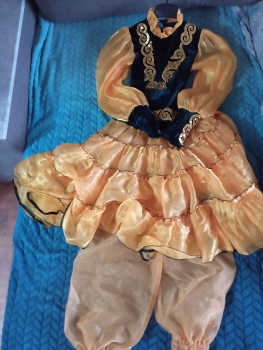 Национальное казахское платье