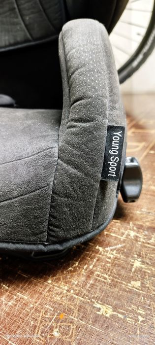 Recaro Young Sport 9-18kg - Детско столче за кола