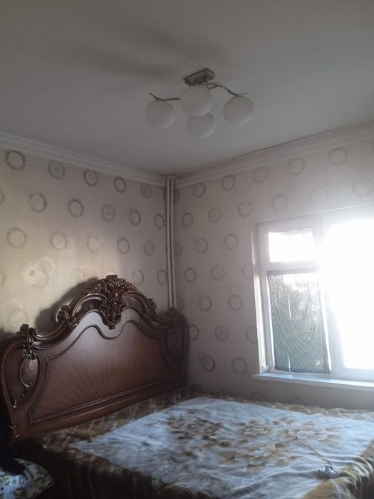 3/9/9. Сергели 7. Квартира 84 м² (2 балкона), дом панельный. Метро