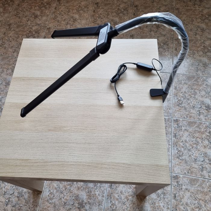 LED лампа с регулируема светлина