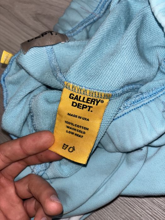Pantaloni gallery dept.