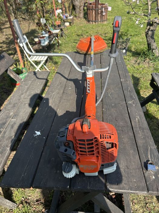 Motocoasa profesioanala oleo mac  Oleomac bc 400 t