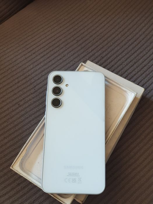 Чисто нов Samsung A35 5G