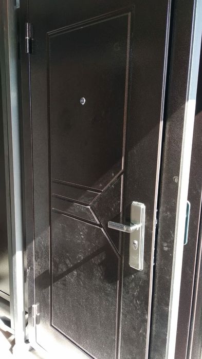 Входные металлические двери