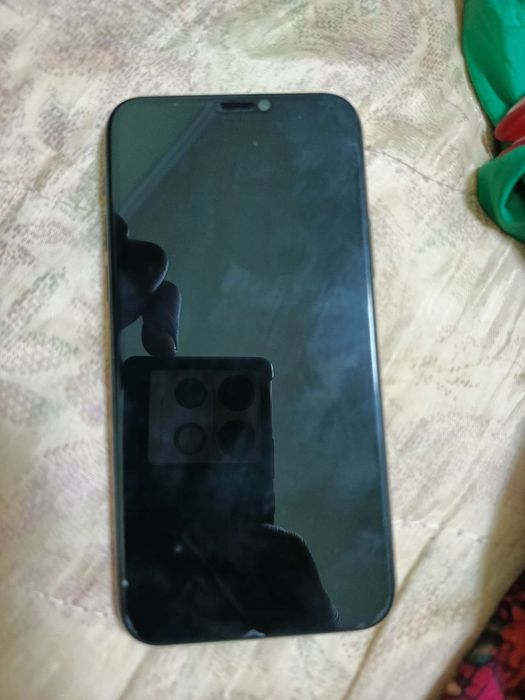 IPhone 11 pro хорошем состоянии