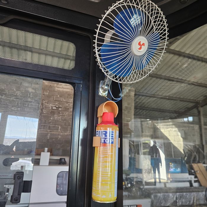 нов китайски мини багер ME 16