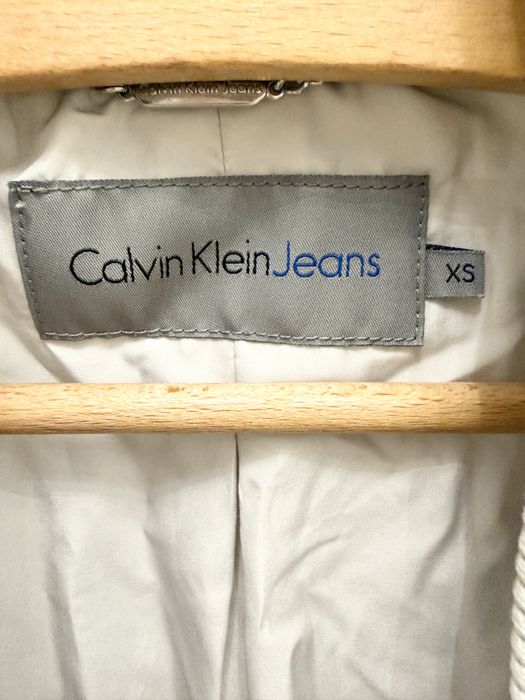 Calvin Klein куртка оригинал XS-S