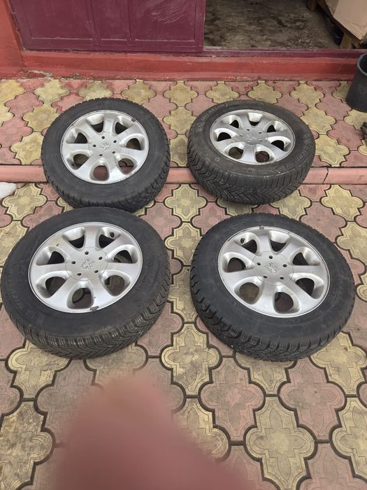 Vand Jante +anvelope 195/65/15 aliaj PEUGEOT
