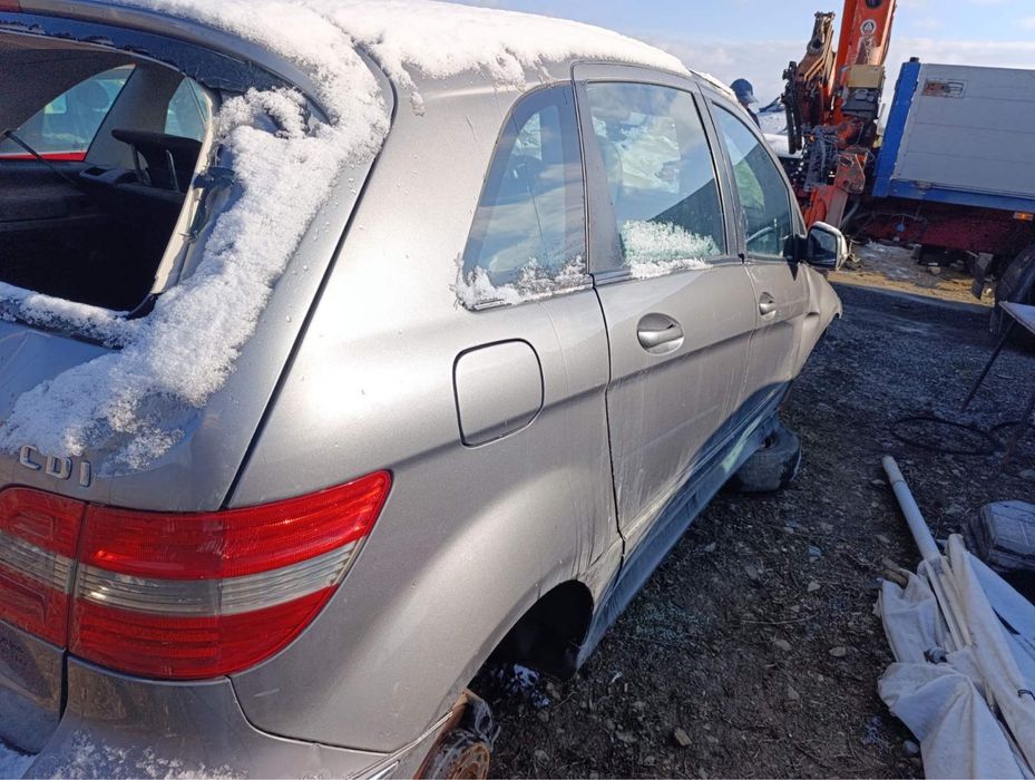 Мерцедес  В 200 автоматик