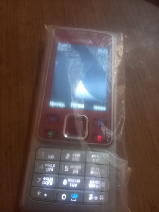 Продаю телефон нокиа 6300 орегенал