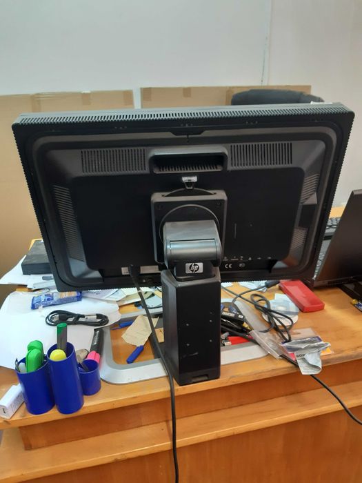 Monitor LED HP LP2475w, 1920 x 1200,  60 Hz, stare buna