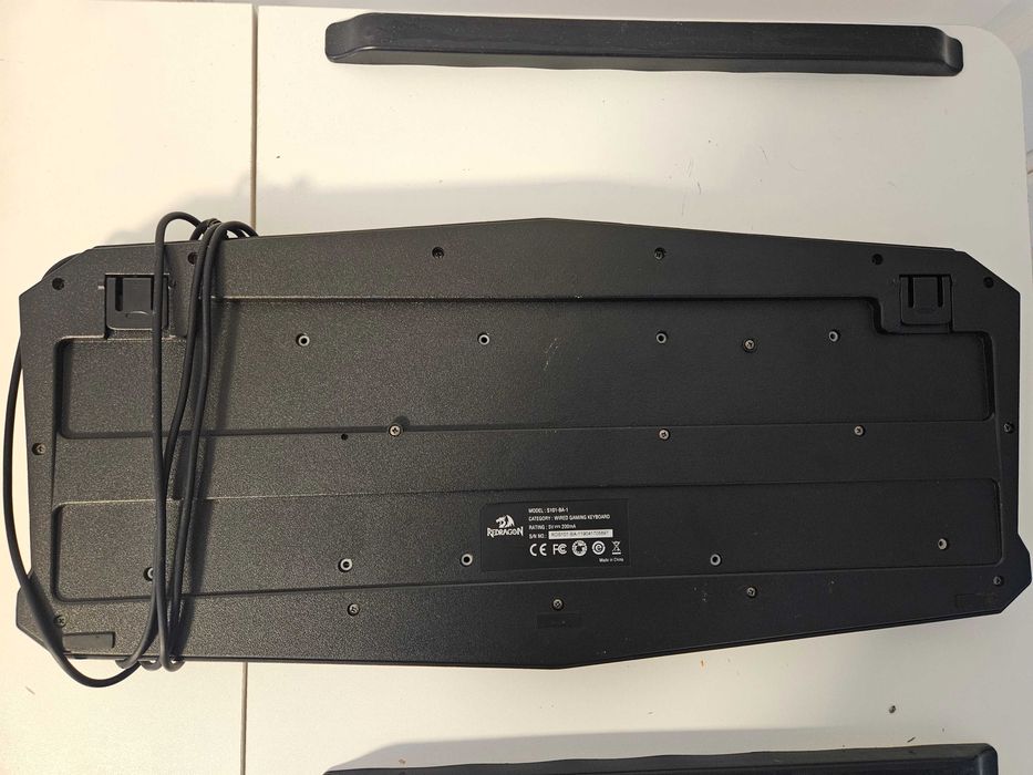 Pachet 2 Tastaturi Gaming RGB Logitech G213 Prodigy plus Redragon S101