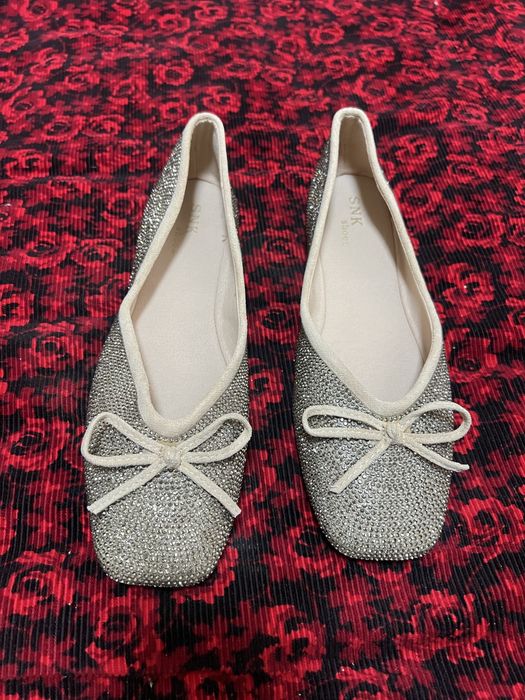 Tufli makasima Bejeviy mayda toshli