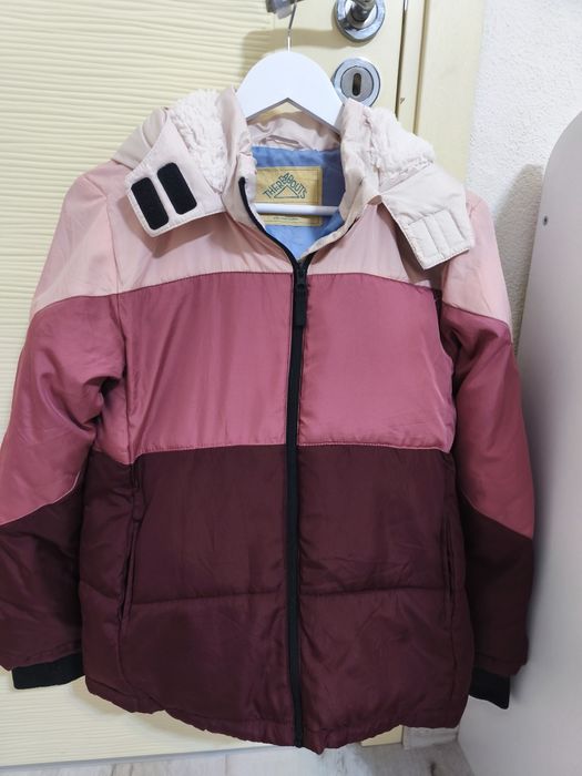 Дамско зимно яке.