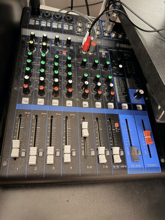 Mixer Yamaha MG10 XUF