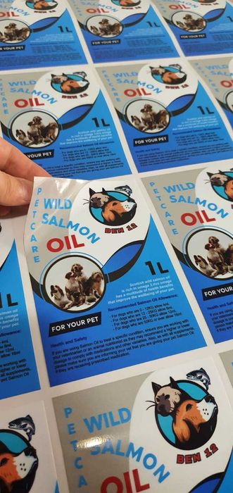 Etichete,bannere,bennere,colantari magazine, stikere auto,placi rigide