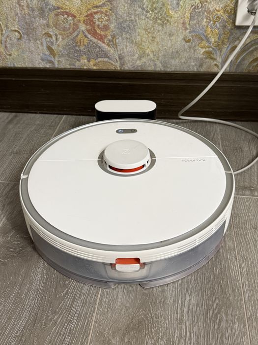 Продам робот - пылесос