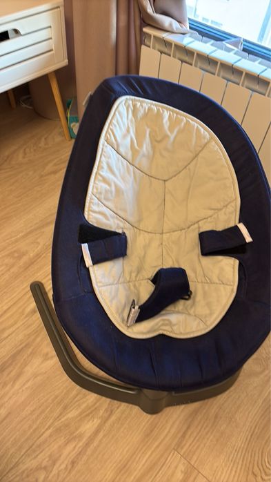 Бебешки шезлонг Nuna Leaf