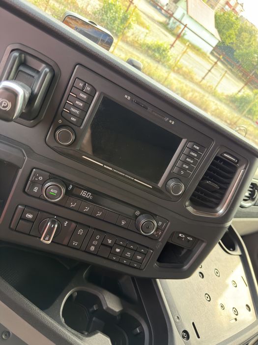 Cap tractor Scania V8  R520  6X2. an 2019 km 400 mii