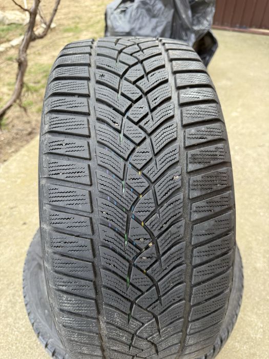 Anvelope iarna Goodyear Ultra grip 245/45/18