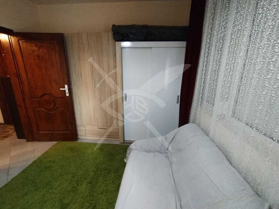 Дава се под наем Двустаен апартамент в Пловдив, Център - 75 кв.м за 169570.41 € - Снимка #1