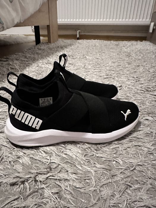 Adidasi soseta Puma