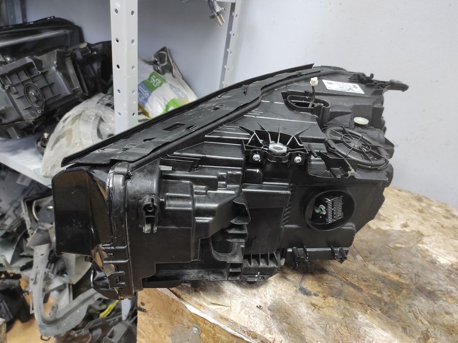 Десен фар фарове BMW 7 G11 G12 LCI lazer desen far farove БМВ г 11 12