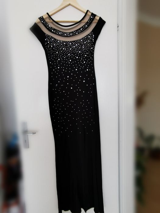 Официална черна рокля