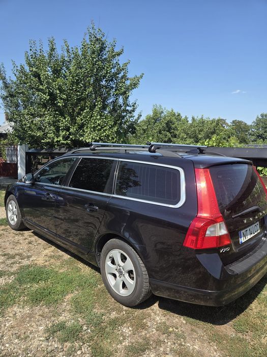 VOLVO V70 2010 — imagine 4