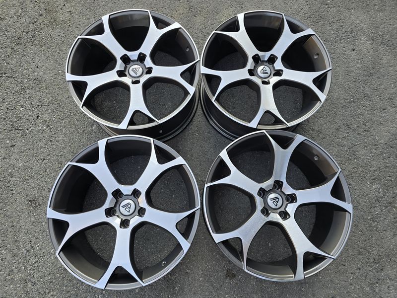 22цола Jeep 5x127 Dodge Durango 5х125 Додж Дуранго