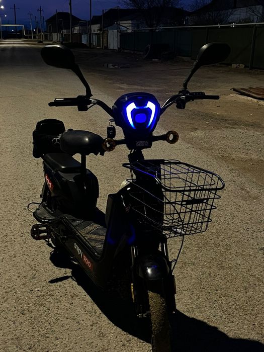 Скутер 700 snapy