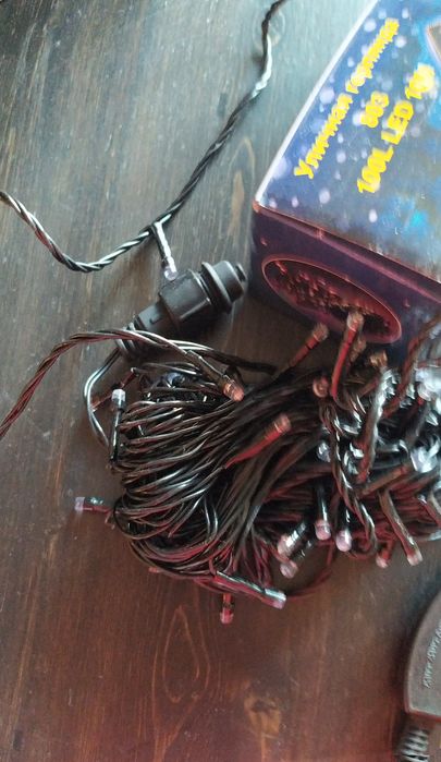 Улицная герлянда.