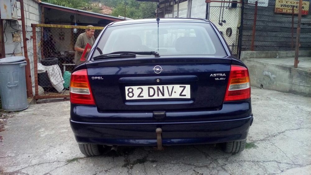 Опел астра G opel astra G 1.6 бенз. Само на части