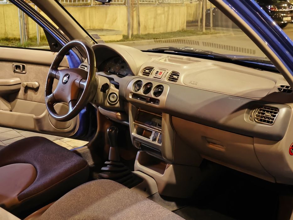 Nissan Micra k11