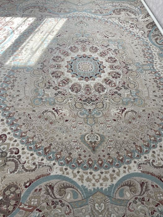 Продам натуральный ковер