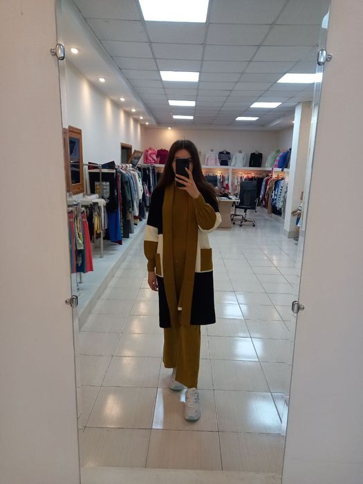 Ishlab chiqarish tekstil kiyimlar optom narxda