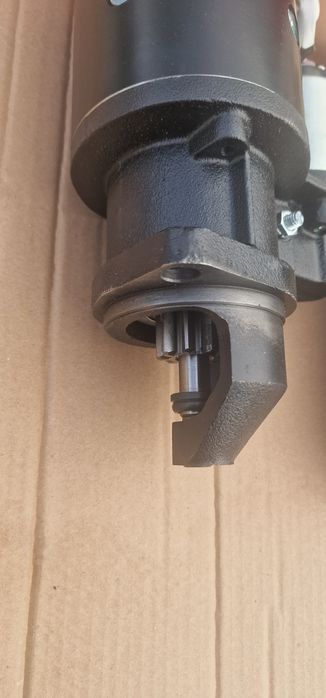 Electromotor tractor fiat 211 215 import Italia cu montaj pe partea dr