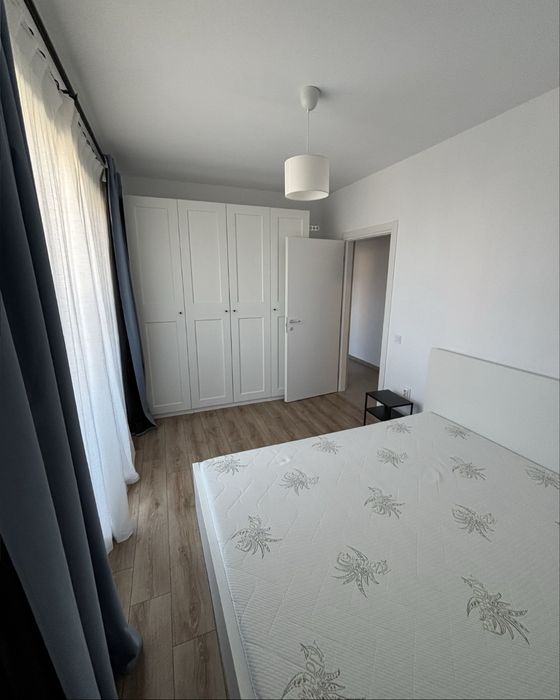 Inchiriez apartament 2 camere langa mall Coresi