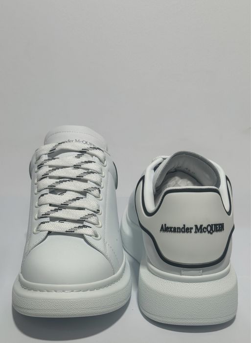 Alexander Mcqeen alb negru